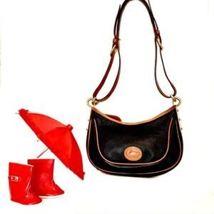 Dooney & Bourke Purse Handbag Shoulder Strap Vintage All Weather Leather Bag